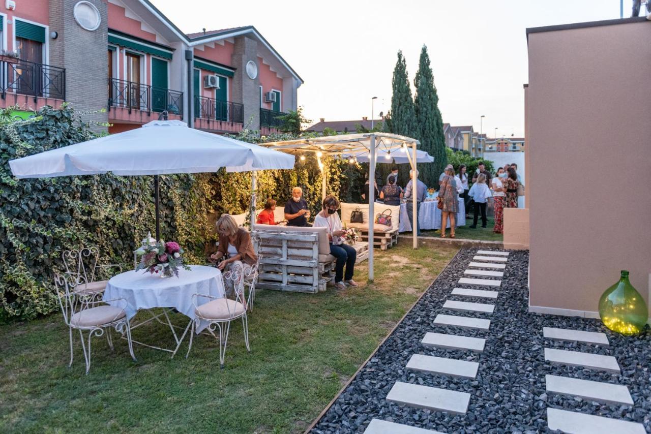 Il Treno Dei Sogni - Bed & Relais Hotel Conselve Exterior photo